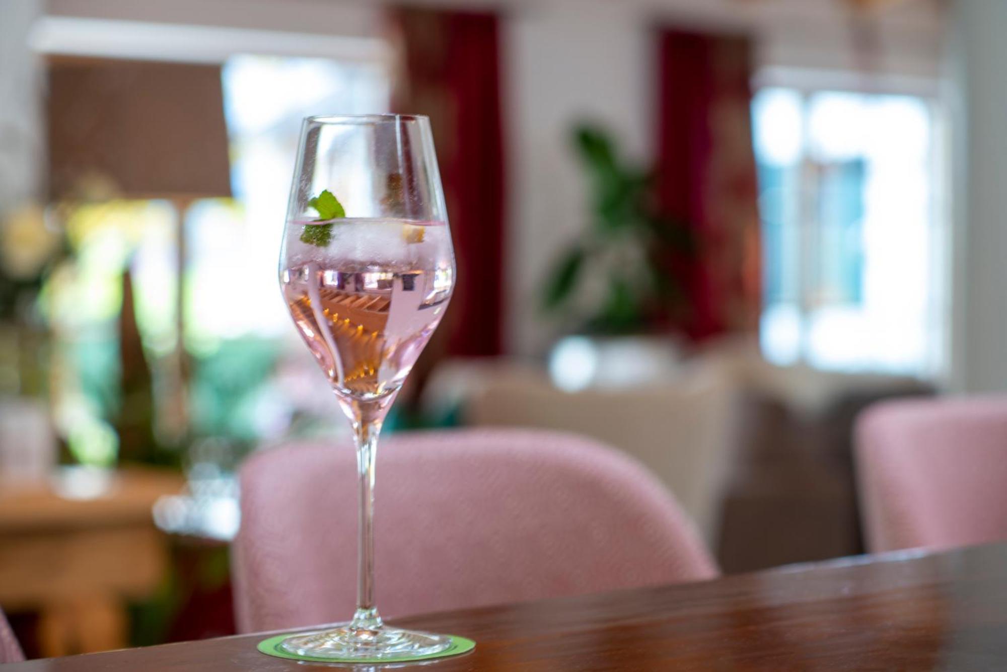 Landhotel Gockelwirt Eisenberg  Dış mekan fotoğraf