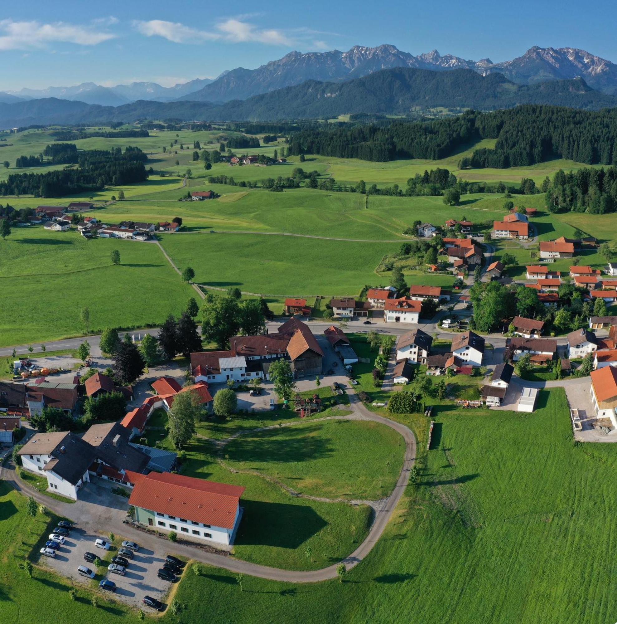 Landhotel Gockelwirt Eisenberg  Dış mekan fotoğraf