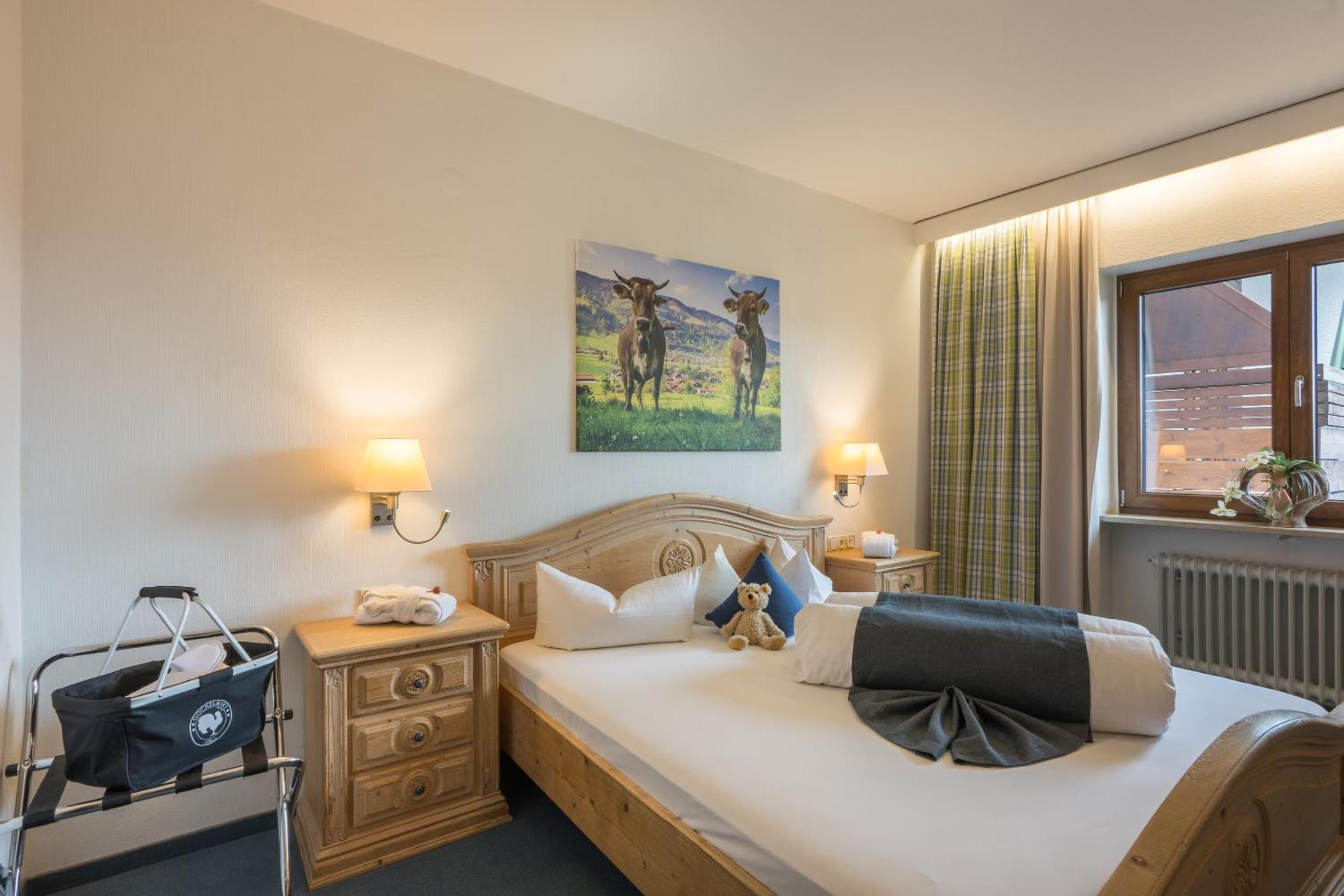 Landhotel Gockelwirt Eisenberg  Dış mekan fotoğraf
