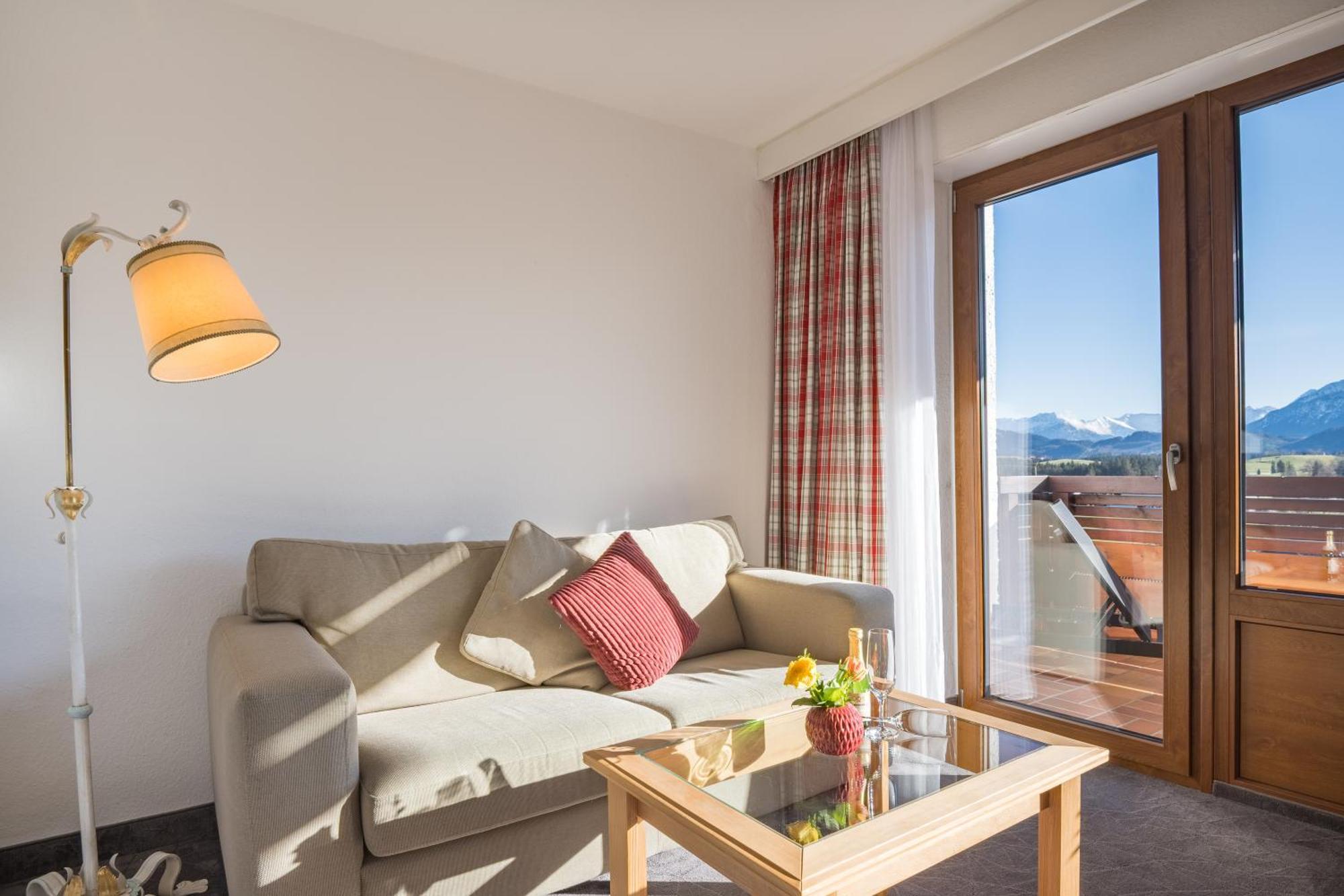 Landhotel Gockelwirt Eisenberg  Dış mekan fotoğraf