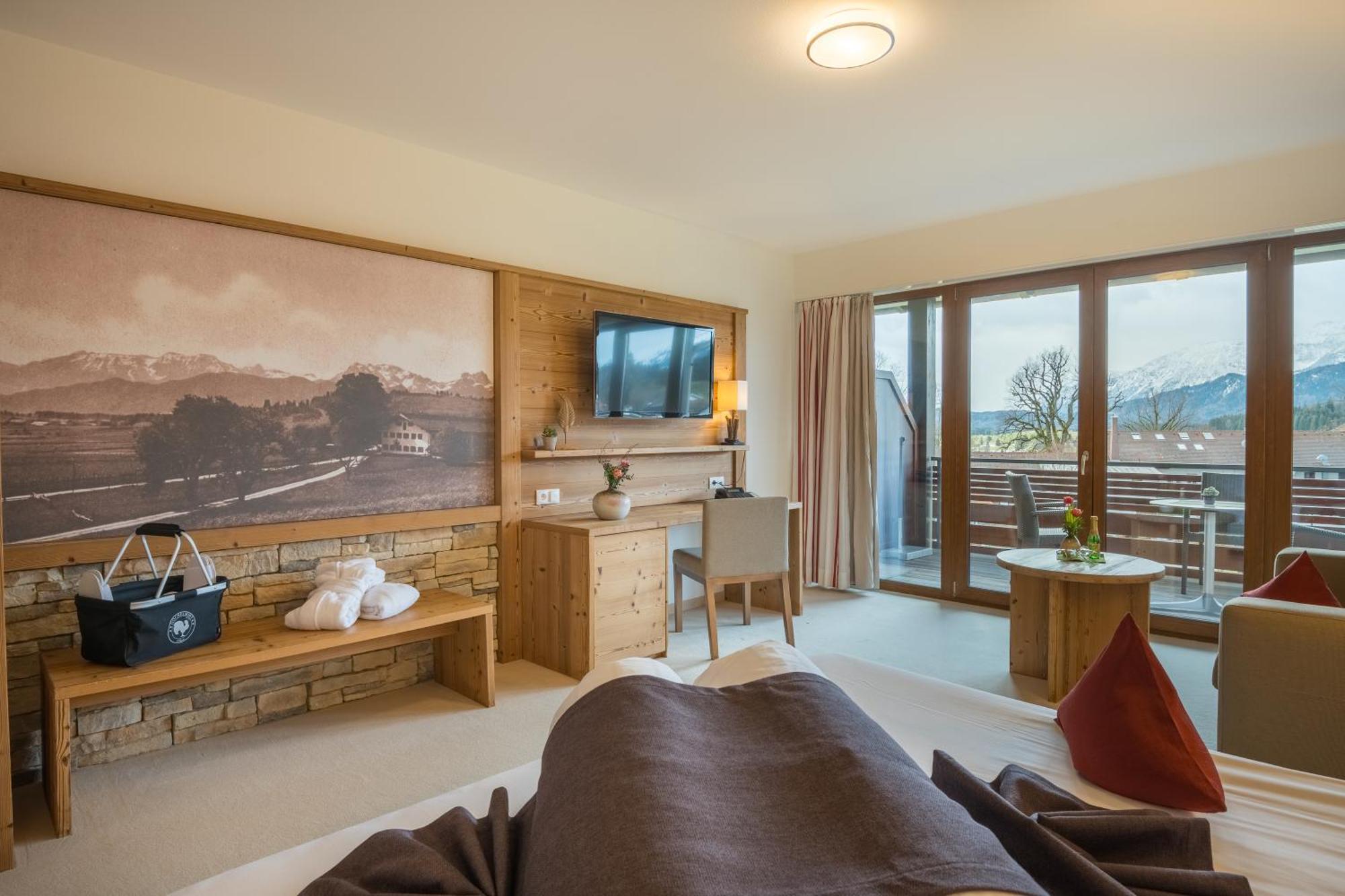Landhotel Gockelwirt Eisenberg  Dış mekan fotoğraf