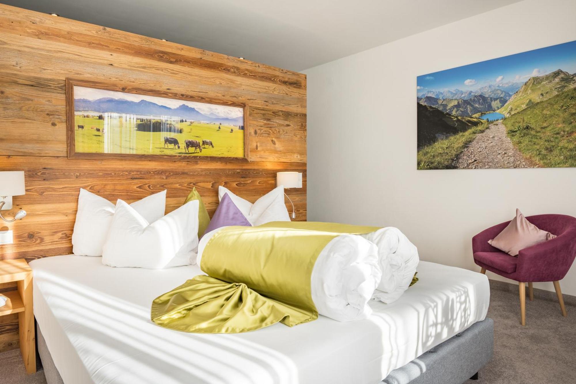 Landhotel Gockelwirt Eisenberg  Dış mekan fotoğraf