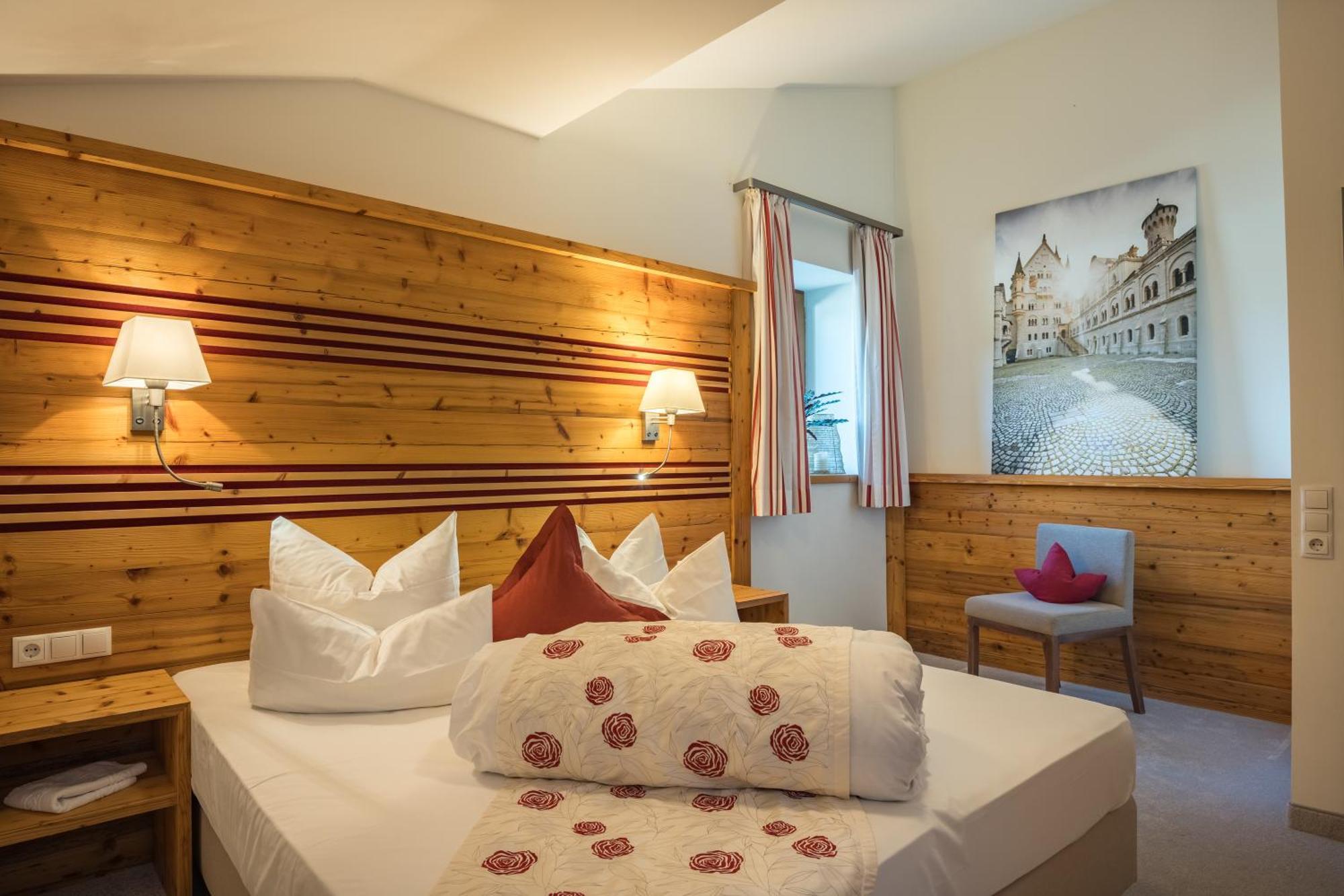 Landhotel Gockelwirt Eisenberg  Dış mekan fotoğraf